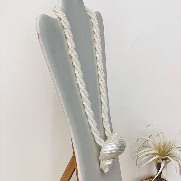 Gorgeous Ivory white off Pearl Natural Seashell Sea  Shell 12” Drop Necklace - Picture 3 of 12